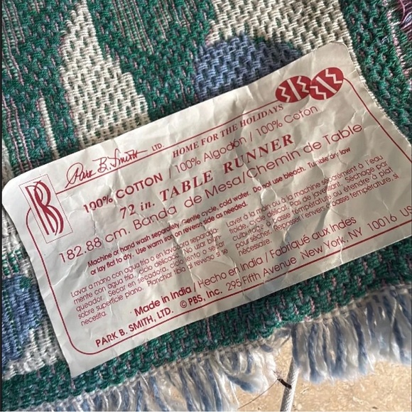 90s Park B Smith textured woven bunny & tulips table runner & 4 placemats - Picture 5 of 5